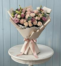 Букет цветов из:  Розы и Лизиантусы в Рощино Челябинская область