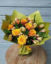 Букет цветов из:  Альстромерии и Розы в Рощино Челябинская область