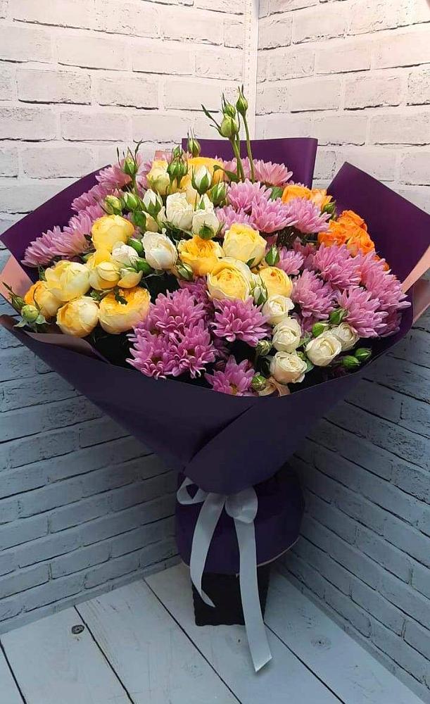 Букет цветов из: Хризантемы и Розы в Рощино Челябинская область