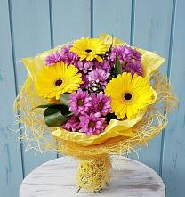 Букет цветов из:  Хризантемы и Герберы в Рощино Челябинская область