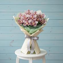Букет цветов из:  Орхидеи и Розы в Рощино Челябинская область