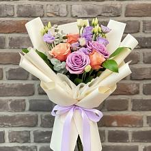 Букет цветов из:  Лизиантусы и Розы #REPLACE_PRED# Рощино Челябинская область