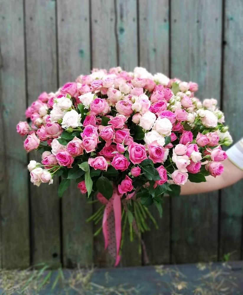 Букет Розовые кустовые розы Натали и Лав Лидия в Рощино Челябинская область