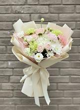 Букет цветов из:  Гвоздики, Розы, Лизиантусы и Хризантемы #REPLACE_PRED# Рощино Челябинская область
