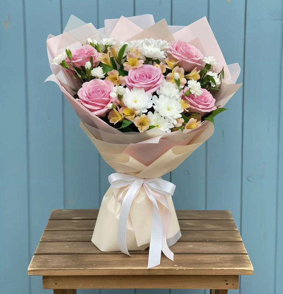 Букет цветов из: Гвоздики, Орхидеи и Розы в Рощино Челябинская область