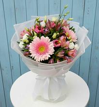 Букет цветов из:  Герберы, Альстромерии и Лизиантусы в Рощино Челябинская область