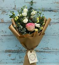 Букет цветов из:  Розы и Лизиантусы в Рощино Челябинская область