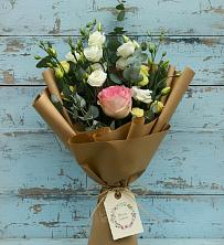 Букет цветов из:  Розы и Лизиантусы в Рощино Челябинская область