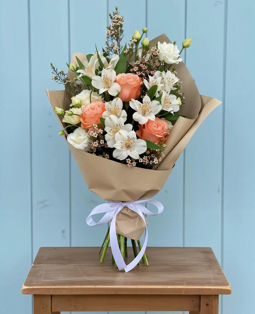 Букет цветов из: Альстромерии, Лизиантусы, Розы и Хризантемы в Рощино Челябинская область