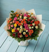 Букет Микс из разноцветных кустовых роз в Рощино Челябинская область