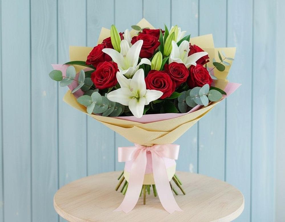 Букет цветов из: Лилии и Розы в Рощино Челябинская область